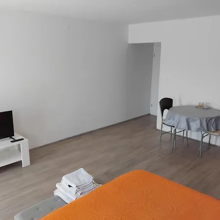 Benjamin Apartament *